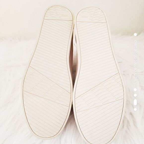 Tom's tie casual style shoe like new - Picture 5 of 8